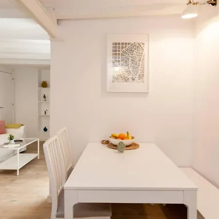 Apartman Ramblas Apartments 3Dot6 5