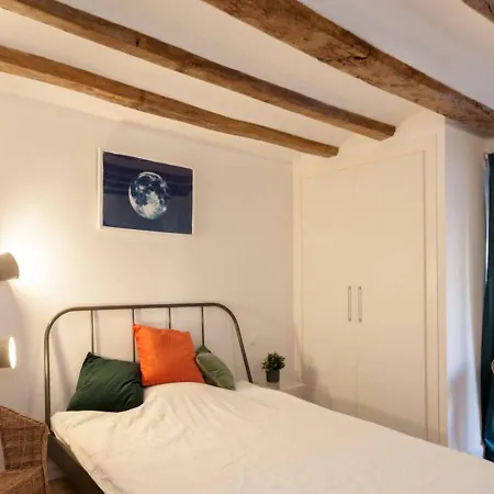 Ramblas Apartments 3Dot6 5